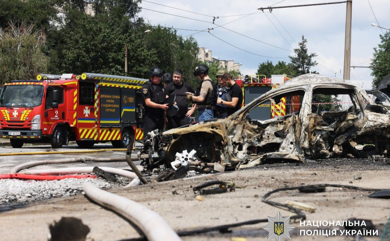 АЗС після атаки рф. Фото: Нацполіція
