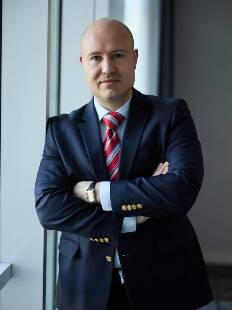 Андрій Охотніков