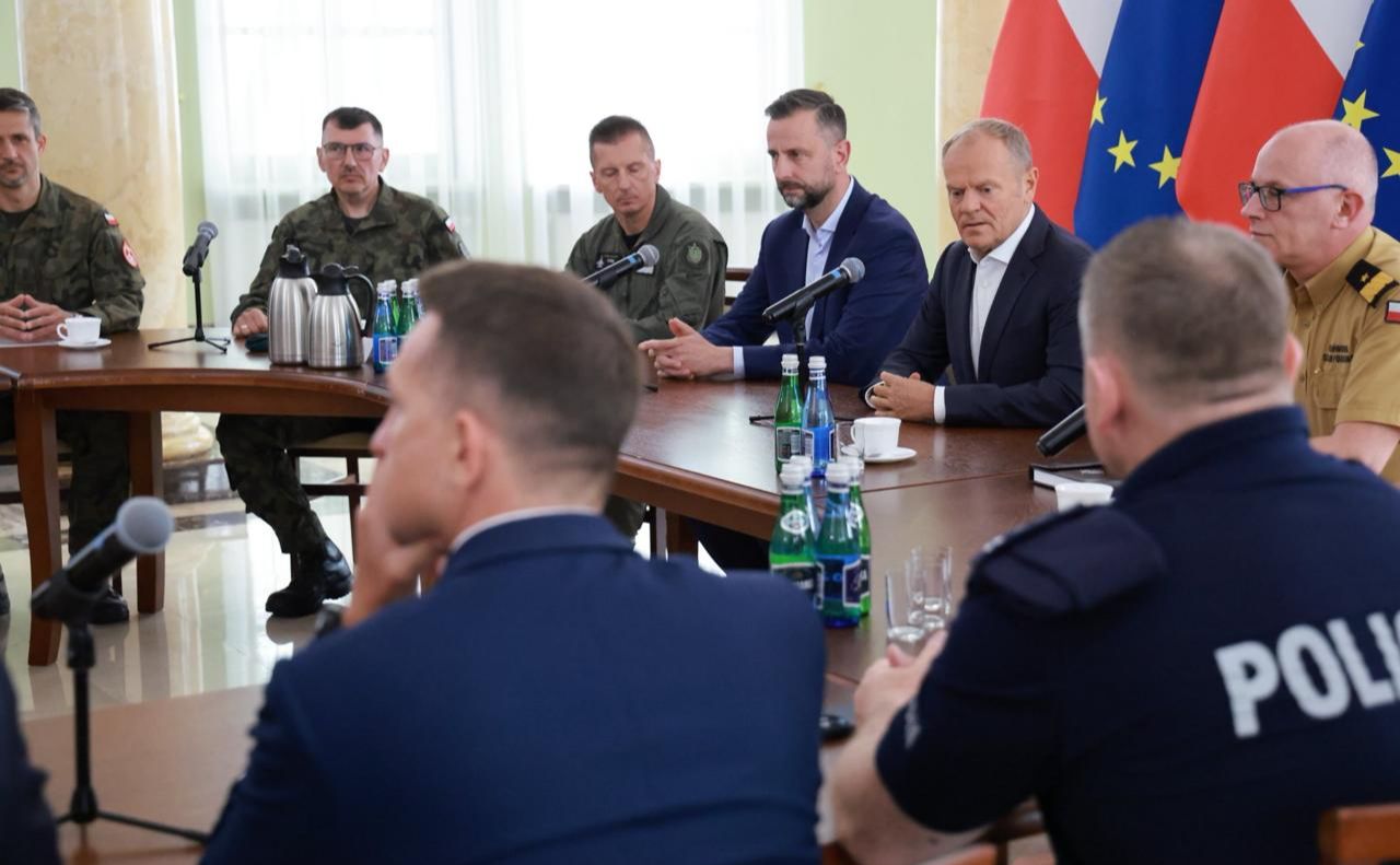 Польські урядовці зробили заяву про інцидент з російською ракетою. Фото: мережа Х, канцелярія прем’єра РП