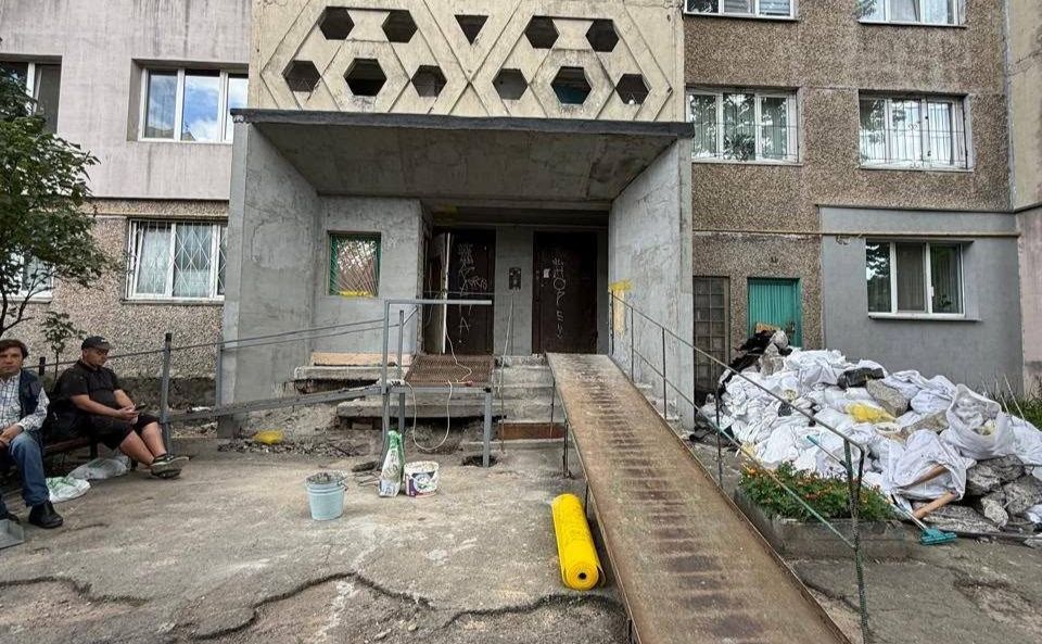 Ремонт на Якуба Колоса. Фото: Олеся Зубрицька у Фейсбук