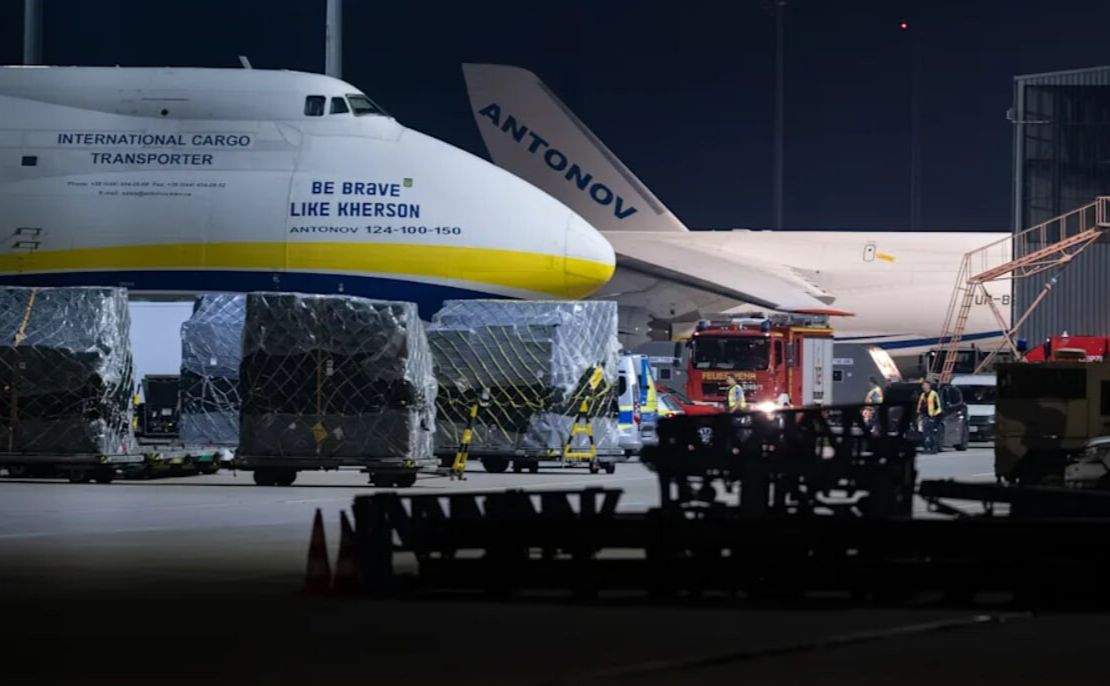 Біля українського Ан-124 «Руслан» був дрон Фото: EHL Media