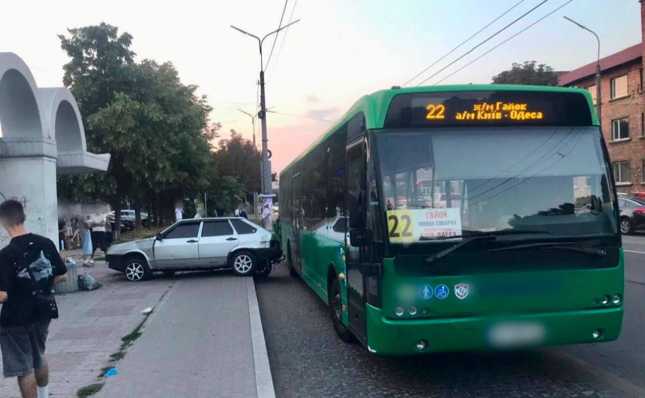 Фото з місця ДТП: Нацполіція