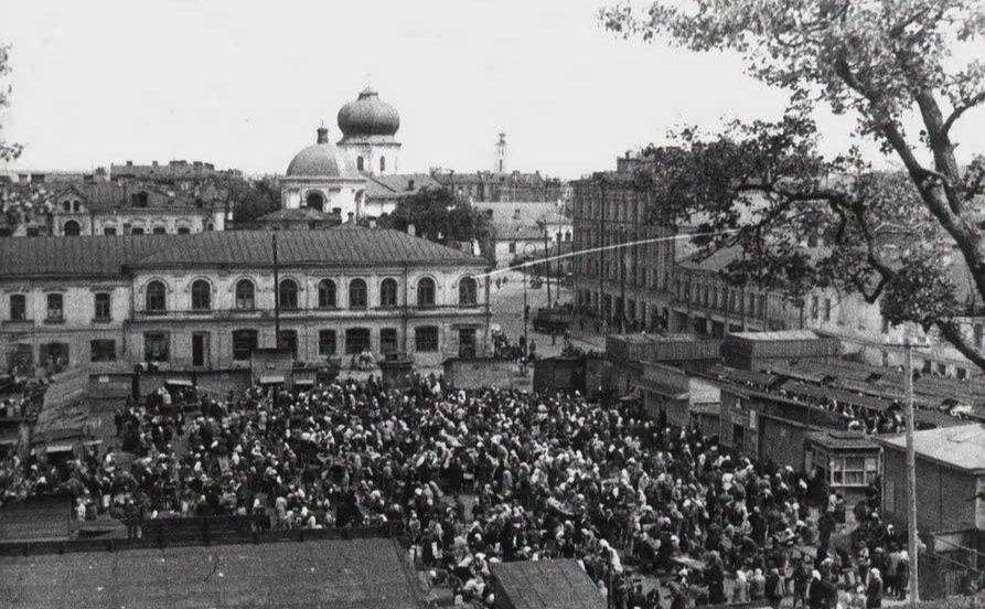 Житній ринок є одним з найстарших у Києві, відомим ще за княжої доби. Фото зі сторінки ДІАЗ «Стародавній Київ»