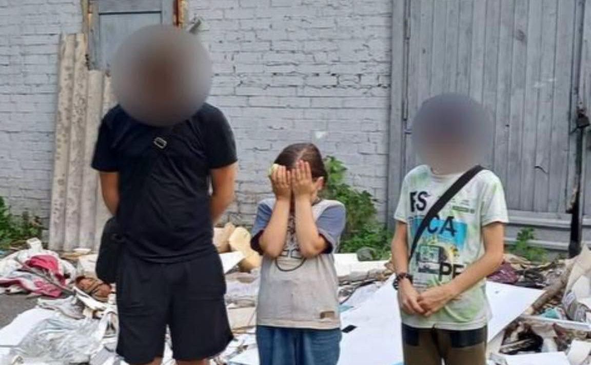 Дітей виявили на занедбаному об’єкті. Фото: КО «Муніципальна охорона»