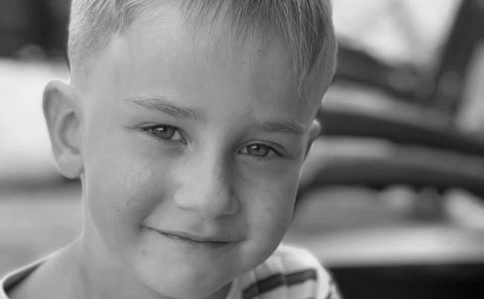 Дмитро Кучер, 3 роки, вбитий росією в ніч на 8 серпня у будинку в селі Пухівка. Фото: фейсбук Oleksandr Rok