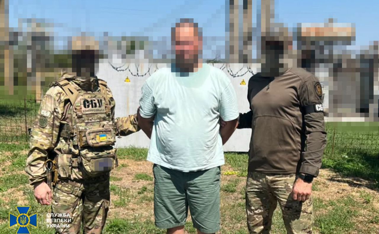 Ворожим поплічникам повідомили про підозру в держзраді