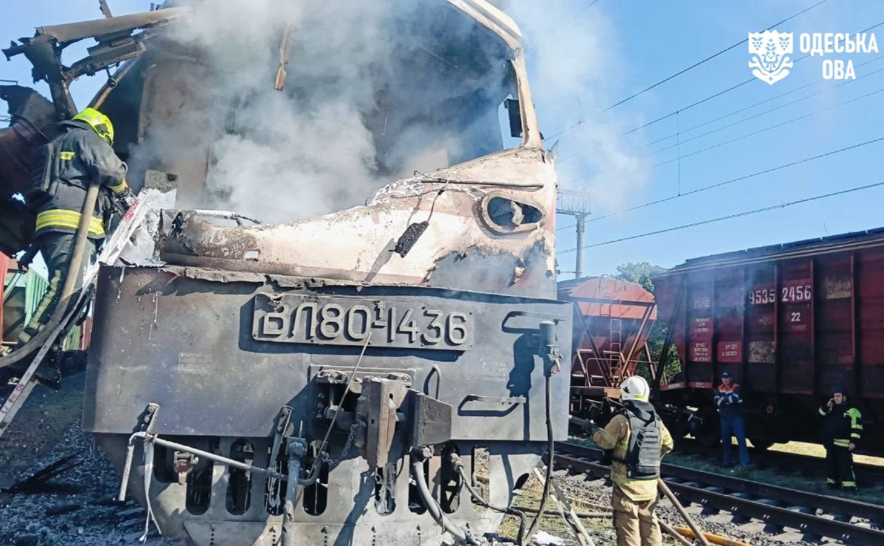 Завершили евакуацію потягу, атакованого ворогом. Фото: Одеська ОВА