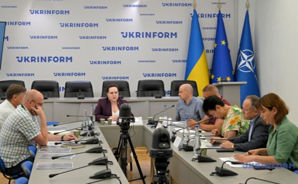 Учасники пресконференції ««Ідеологічний вплив рф на тимчасово окупованих територіях України». Фото: Укрінформ