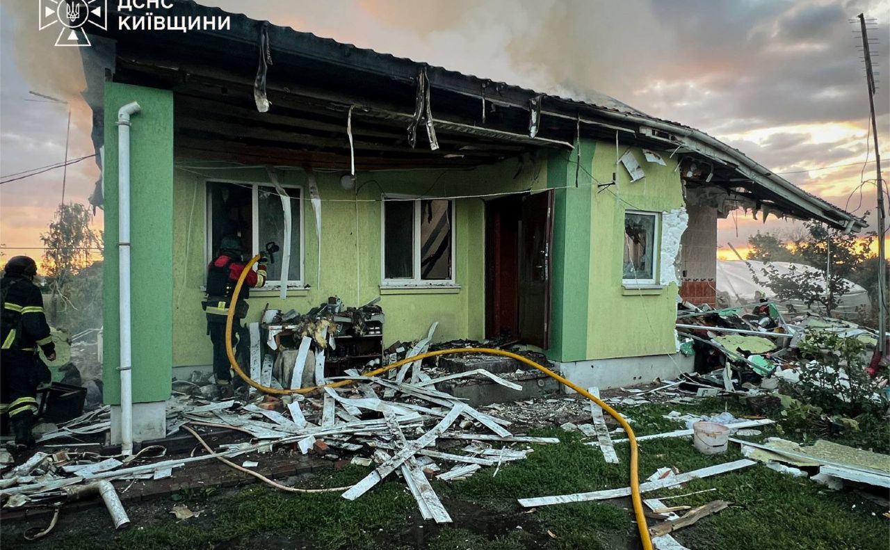 В області пошкоджені та зруйновані житлові будинки. Фото: ДСНС Київщини