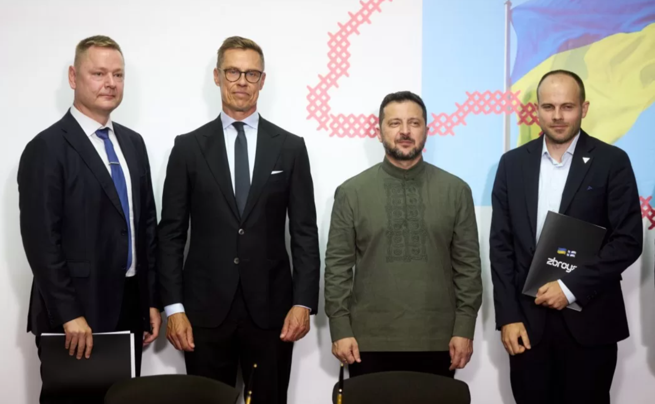 Президент України Володимир Зеленський та Президент Фінляндії Александр Стубб підписали три документи про співпрацю. Фото: ОП