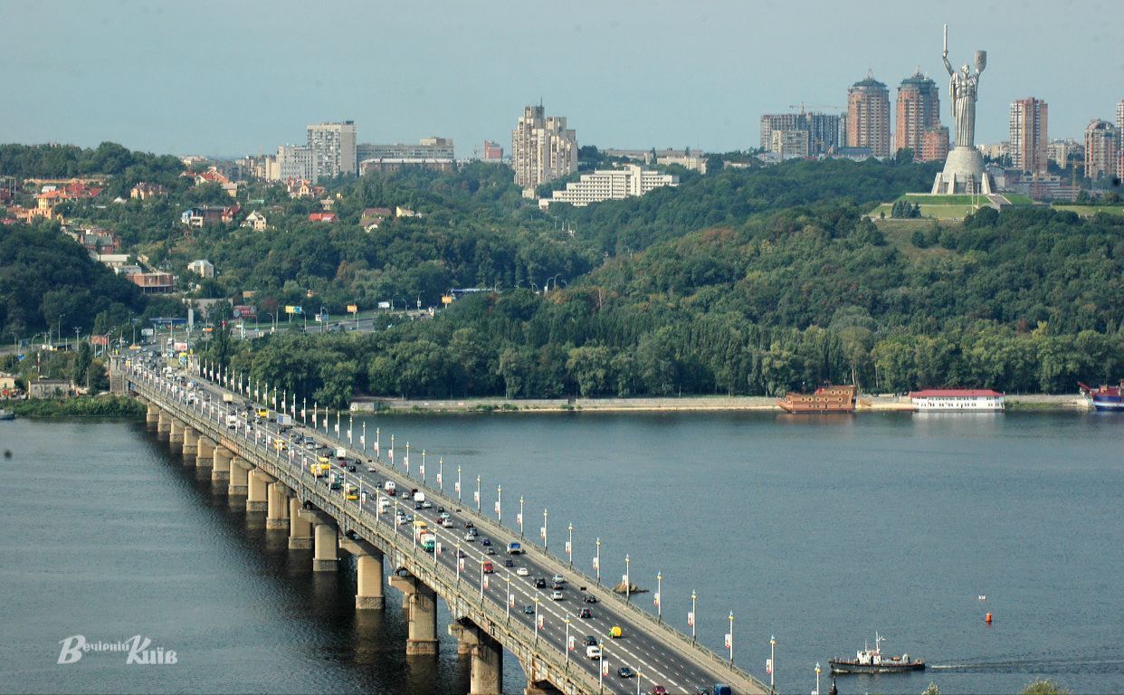 Міст Патона. Фото: «Вечірній Київ»