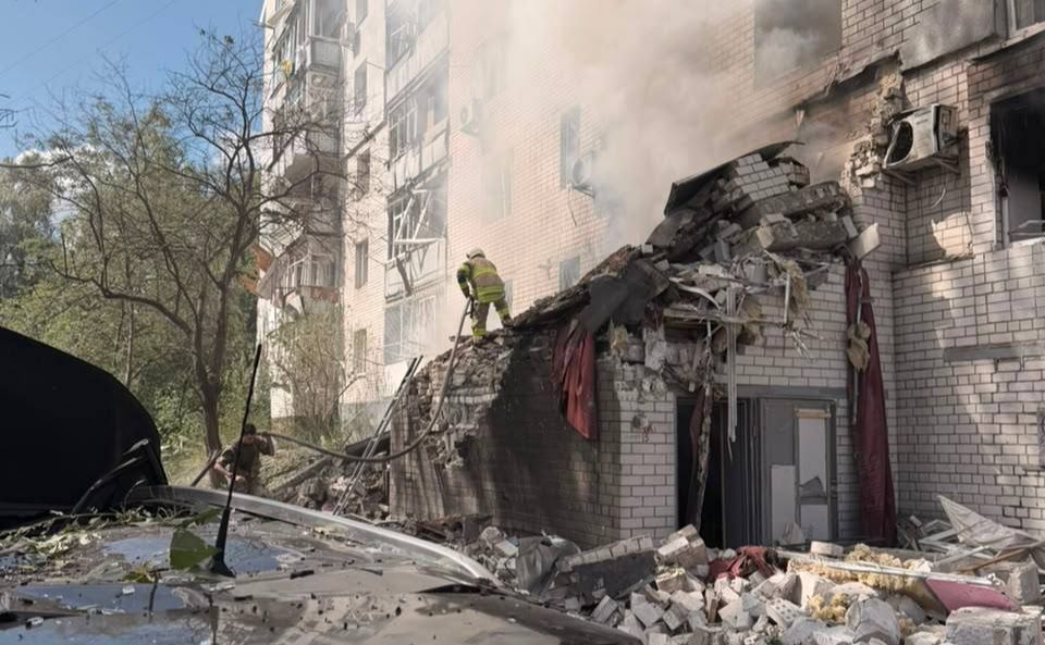 На місці надзвичайної події працювали рятувальники. Фото: Чернігівська ОВА