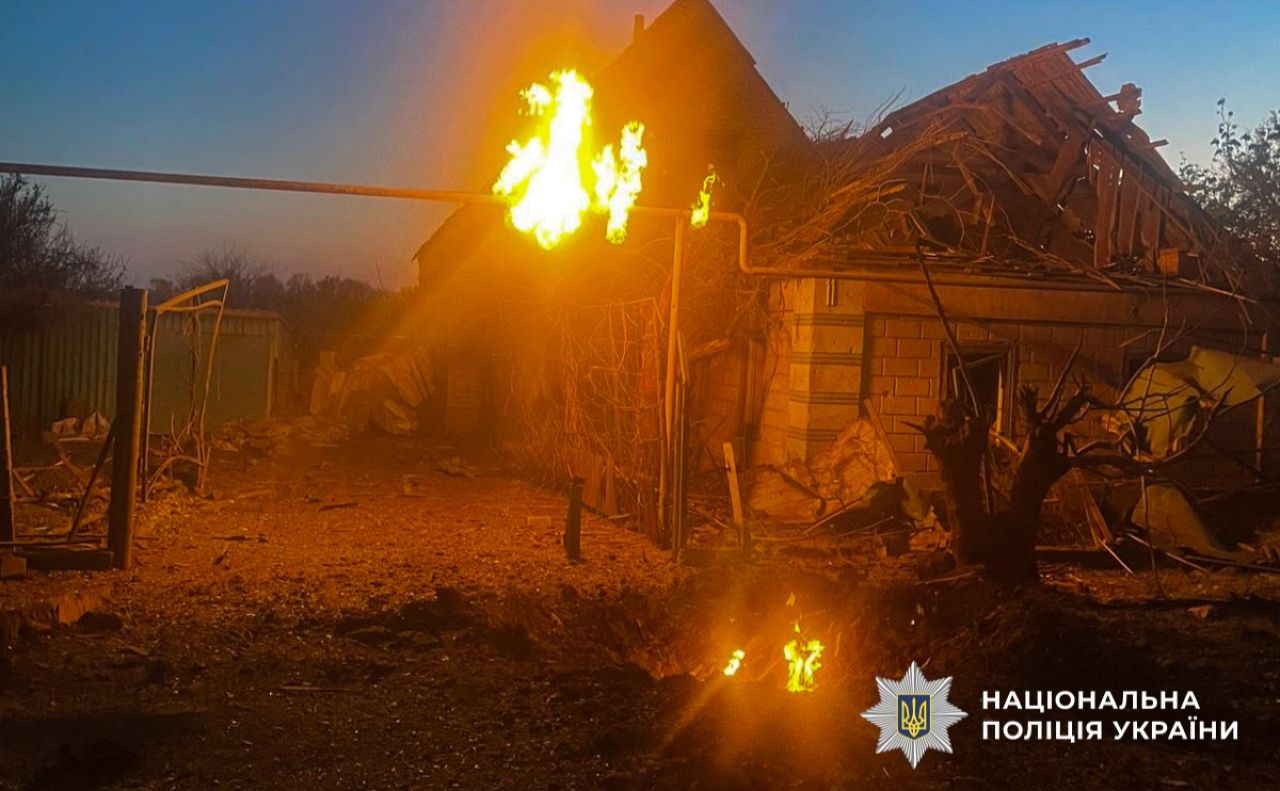 Російські війська атакували Запоріжжя. Фото: Націоналльна поліція України