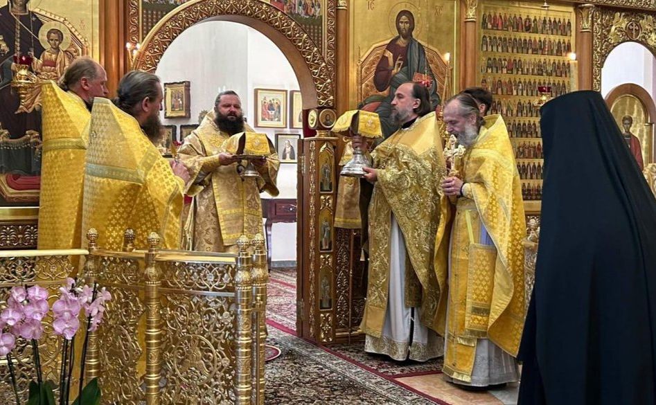 Митрополит Пимен під час Божественної літургії в Горненському жіночому монастирі в Єрусалимі. Рівненська єпархія ПЦУ