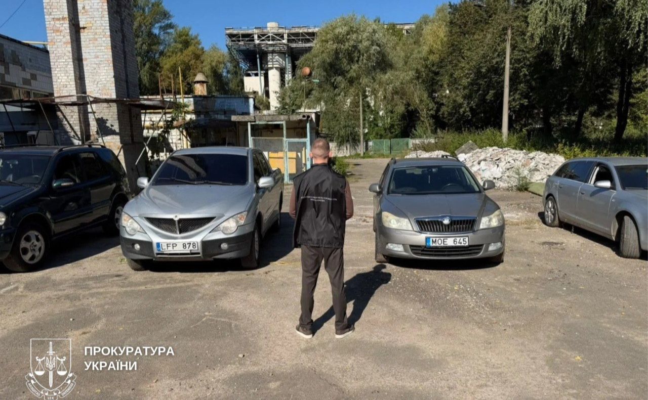 Продавець отримав вирок та передав Силам оборони України 400 тисяч гривень. Фото: прокуратура України