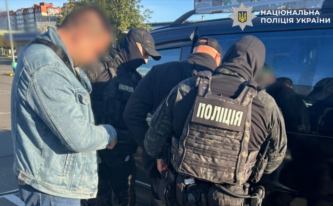 Затримання підозрюваного. Фото: Національна поліція України