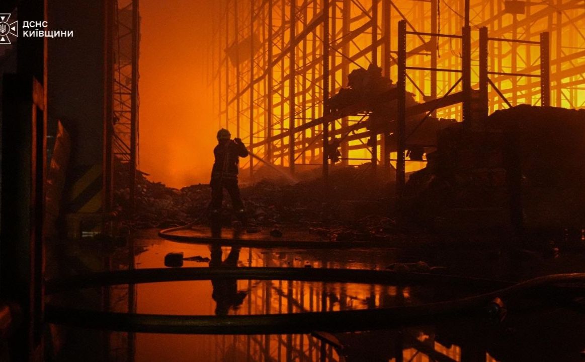 В області триває ліквідація наслідків російських ударів. Ілюстративне фото: ДСНС
