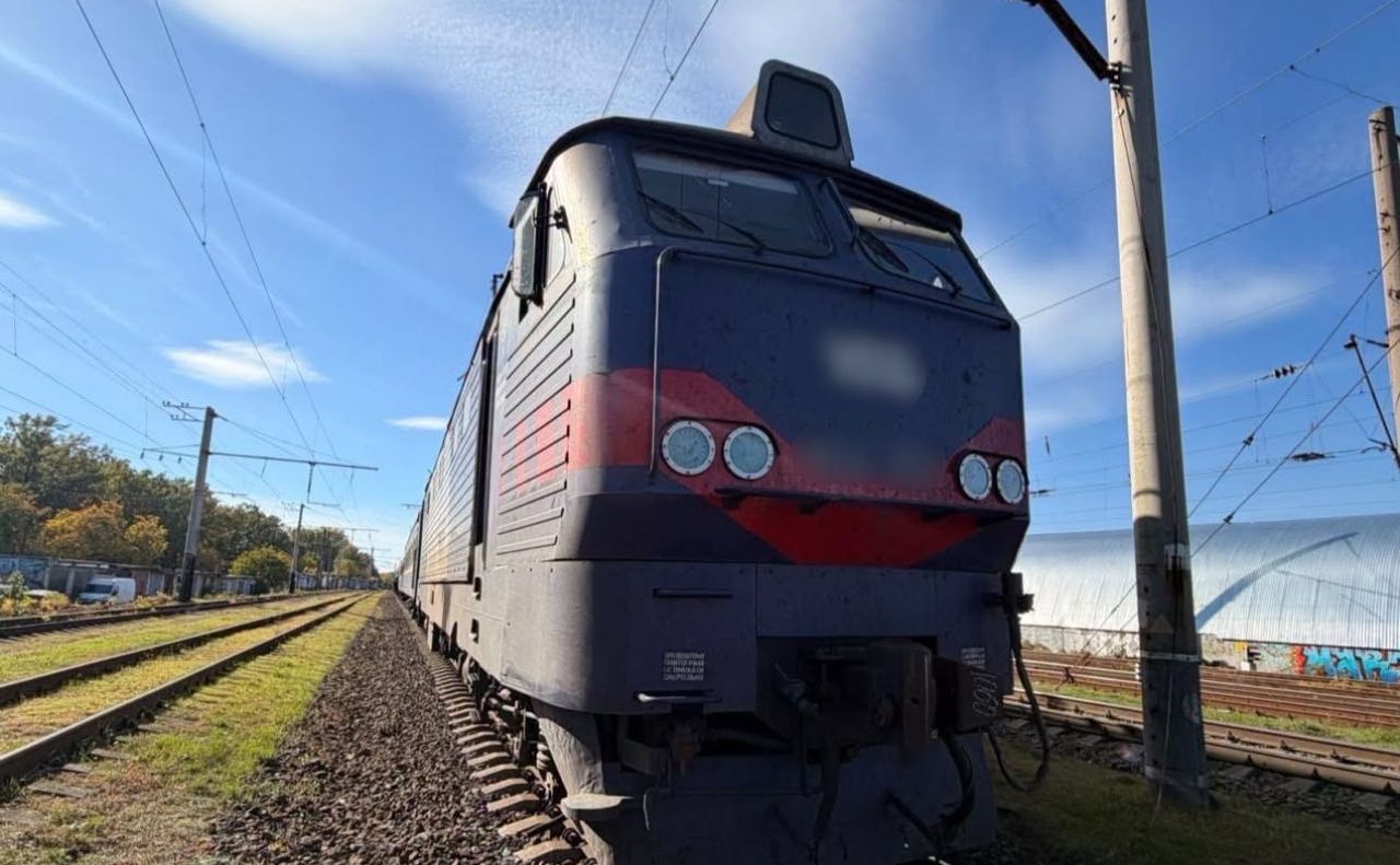 Поїзд Варшава — Київ збив 72-річну жінку поблизу станції Вишневе. Фото: Нацполіція