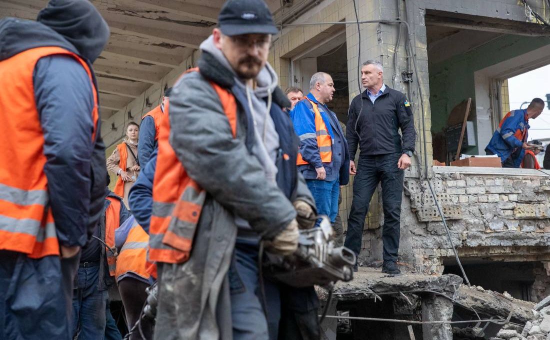 Столичний голова відвідав станцію «Чернігівська», де тривають ремонтні роботи. Фото: Віталій Кличко у Телеграм