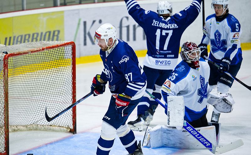 Епізод матчу. Фото: пресслужба IIHF
