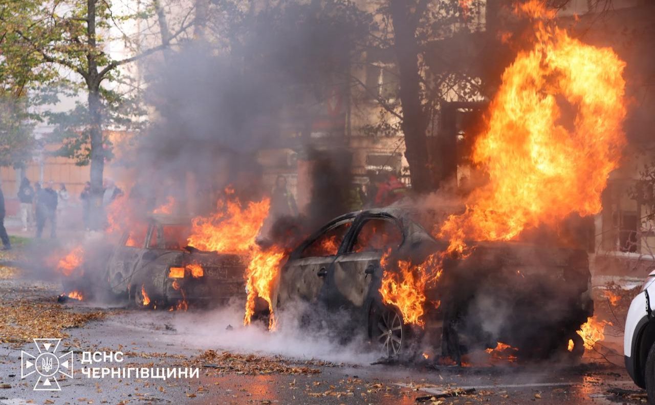 Окупанти вдарили по центру міста «Бандероллю»